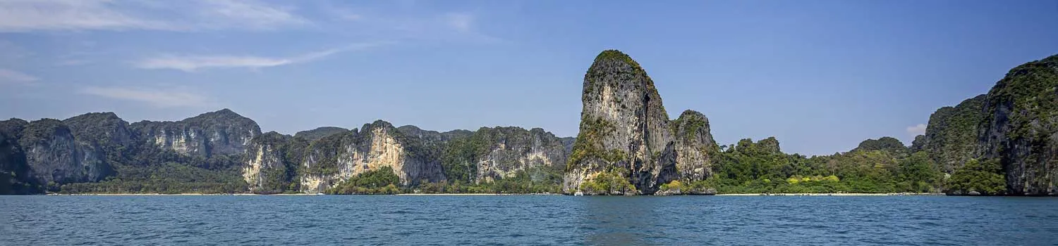panorama delle scogliere di krabi