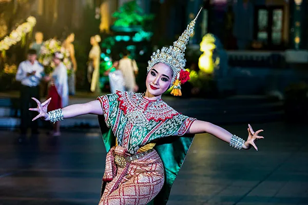 spettacolo di danza khon