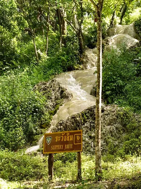 le cascate buathong e la loro particolare caratteristica